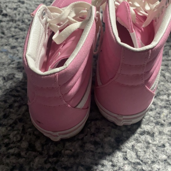 Vans - Picture 4 of 4